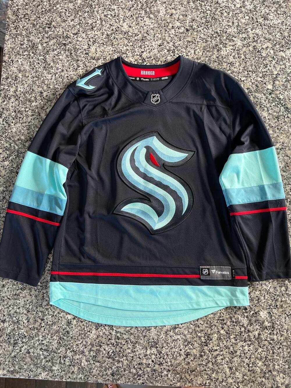 Fanatics Seattle Kraken NHL Men's Breakaway Jersey - Size Large